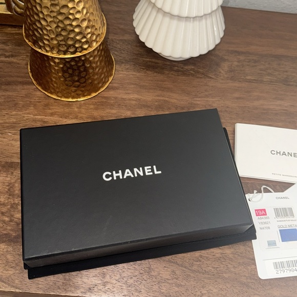 Chanel Blue Quilted Wallet - Picture 5 of 13